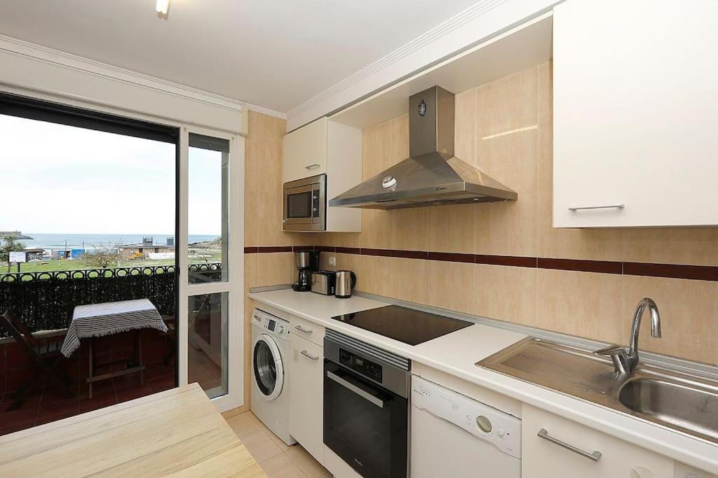 Playa, Rio Y Monte En 1ª Linea Apartment *